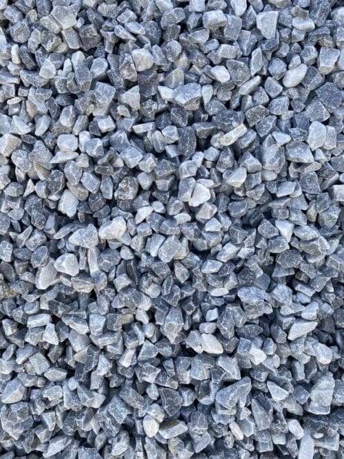 Graviers de chez Ozaé Graviers Déco. Parfait pour embellir vos massifs, vos jardins, vos tours de maison, vos allées de maison, etc. Plusieurs granulométries sont disponibles et plusieurs tonalité. Retrouvez tous nos graviers dans nos agences Ozaé Graviers Déco. Ozaé Graviers Déco Aubigny Ozaé Graviers Déco Les Sables d'Olonnes Ozaé Graviers Déco Les Herbiers Ozaé Graviers Déco Chantonnay Ozaé Graviers Déco Challans Ozaé Graviers Déco Angers Ozaé Graviers Déco Chateaubriant Ozaé Graviers Déco La Rochelle Ozaé Graviers Déco Laval Ozaé Graviers Déco Montélimar