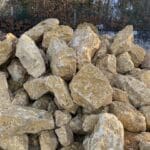 Enrochements Calcaires Durs Jaunes - Ozaé Graviers Déco