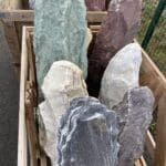 Monolithes décoratifs en pierre naturelle - Ozaé Graviers Déco