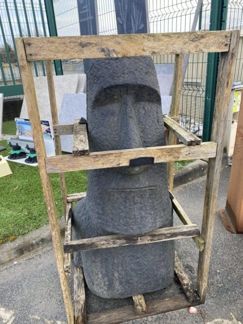 Tête de Moaï en ciment moulé - Ozaé Graviers Déco