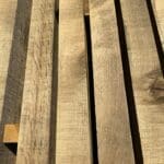 Traverses de pin paysagères bois de classe 4 chez Ozaé Graviers Déco