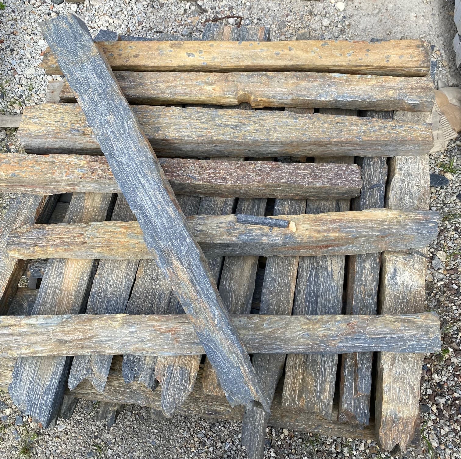 Piquets de schiste Piquets de schiste - Ozaé Graviers Déco