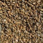 Graviers Décoratifs Gneiss - Parfait pour vos aménagements extérieurs, disponibles chez Ozaé Graviers Déco.