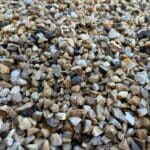 Graviers Miel (Uniquement sur l'agence d'Aubigny et des Sables d'Olonne) 2 Graviers Miel Ozaé Graviers Déco, gravier décoratif aux teintes chaudes pour aménagement paysager