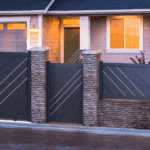 Portillon Aluminium PORTO Ozaé Graviers Déco, portillon moderne ajouré pour entrée extérieure