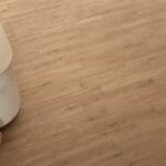 Dalle Céramique COCOON - Joy 2 Dalle Céramique COCOON - Joy, teinte bois moyen naturel pour extérieur – Ozaé Graviers Déco