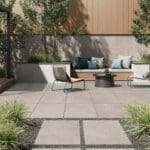 Dalle Céramique ELYSIAN Gris Catalan Ozaé Graviers Déco, dalle effet pierre grise antidérapante et résistante