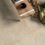 Dalle Céramique EIKON - Gea, teinte beige clair effet pierre naturelle – Ozaé Graviers Déco