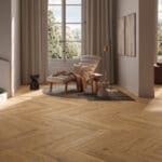 Dalle Céramique KAO Spice Raw Ozaé Graviers Déco, dalle extérieure effet bois beige brut avec finition saw-cut antidérapante