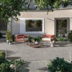 Dalle Céramique NYUMA Torching Ozaé Graviers Déco, dalle extérieure grise anthracite effet béton antidérapante