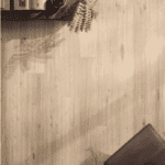 Dalle Céramique REVER - Anise effet bois clair extérieur – Ozaé Graviers Déco