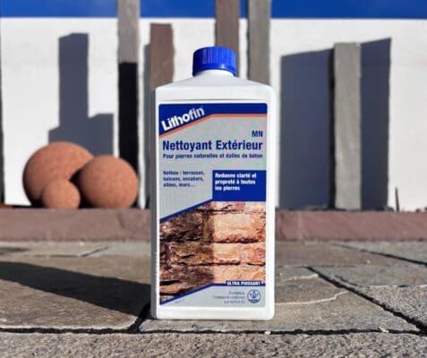 Nettoyant extérieur Lithofin MN offert pour l’entretien des terrasses et allées